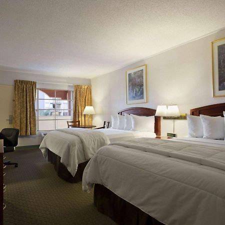 Days Inn By Wyndham San Diego/Downtown/Convention Center Luaran gambar